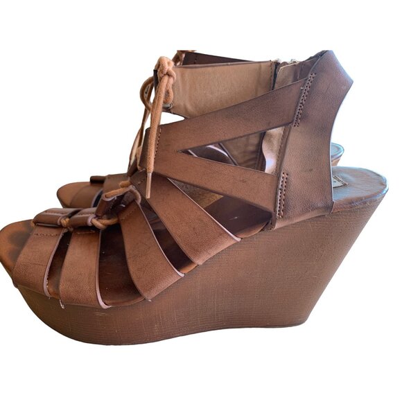 🍒 2/$20 🍒 Brown Steve Madden Strappy Wedge Sandals sz 9.5 - Picture 3 of 7